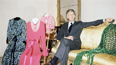 givenchy originali come si vede|hubert de givenchy vita moderna.